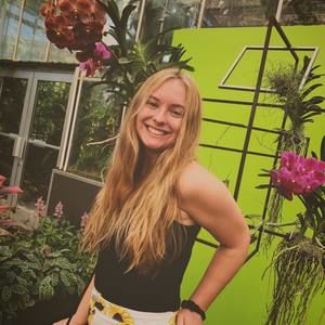 Meet your Posher, Lydia